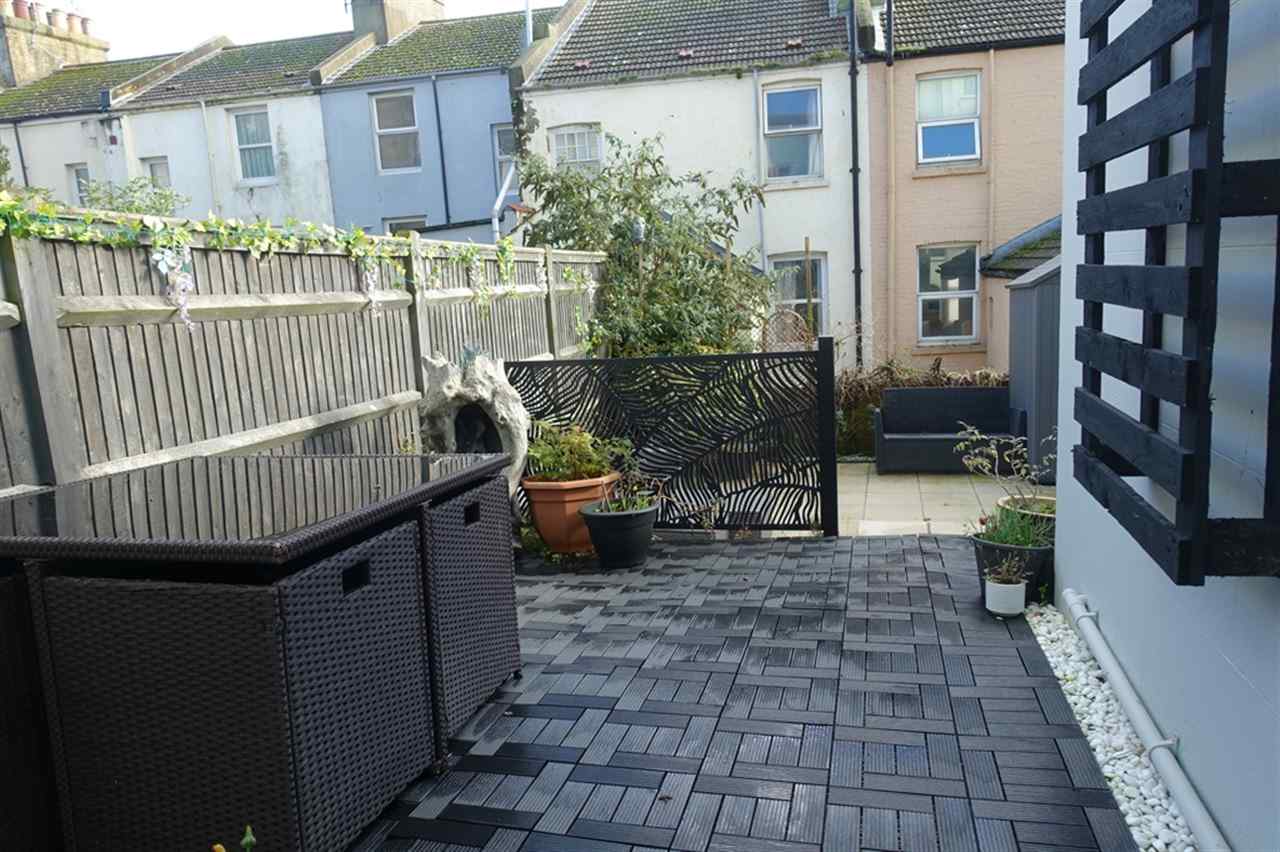 resized-2349823-Rear of Property.JPG